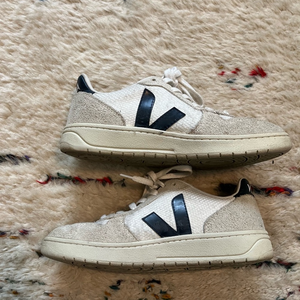 Veja White and Gray Casual Sneakers